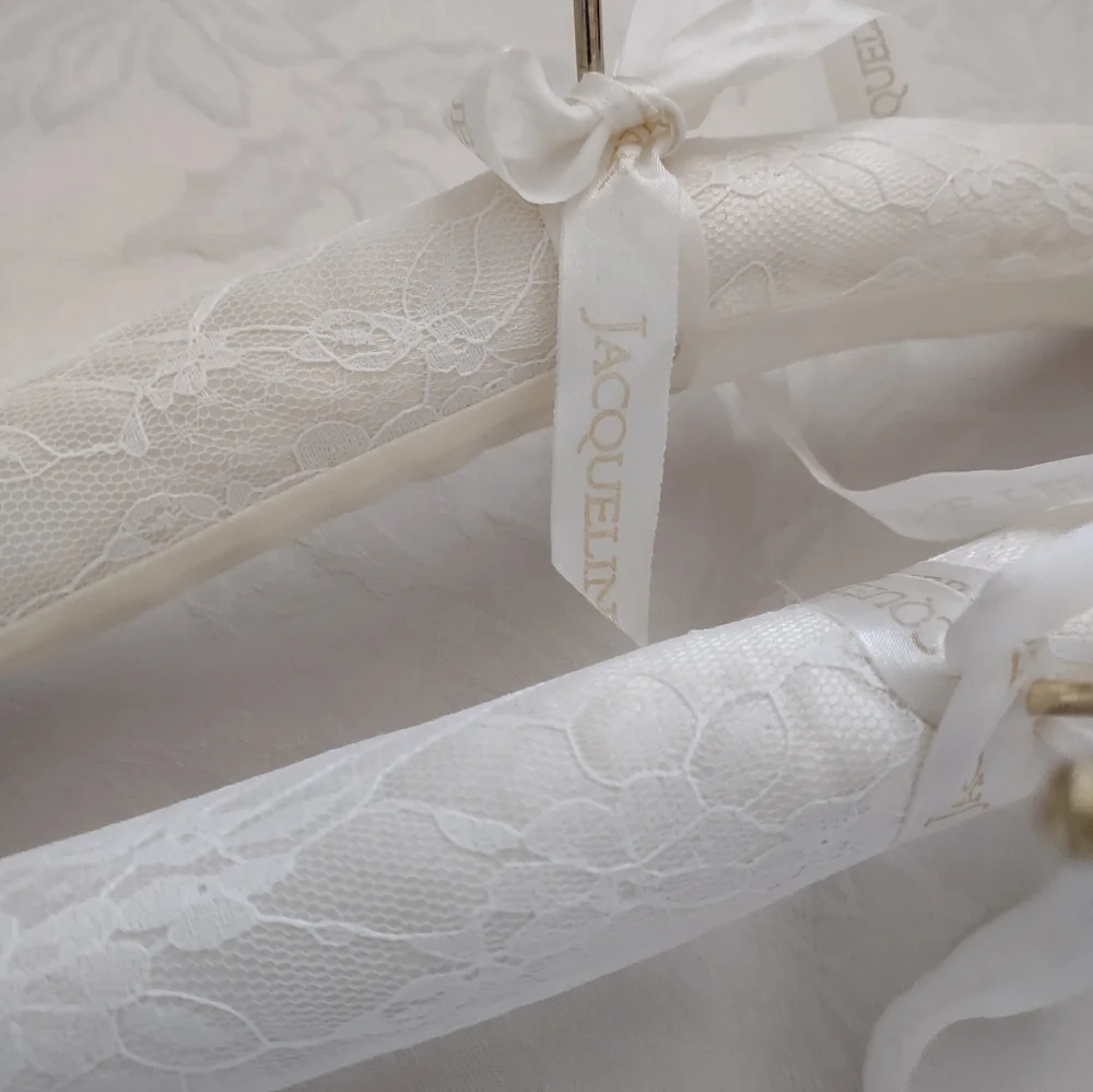 Lace Satin 2 Vintage Padded Hangers